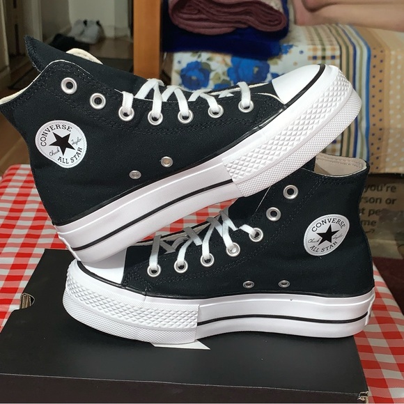 Women CONVERSE Chuck Taylor All Star  CTAS LIFT HI BLACK WHITE 560845F Size 6 - Picture 1 of 16